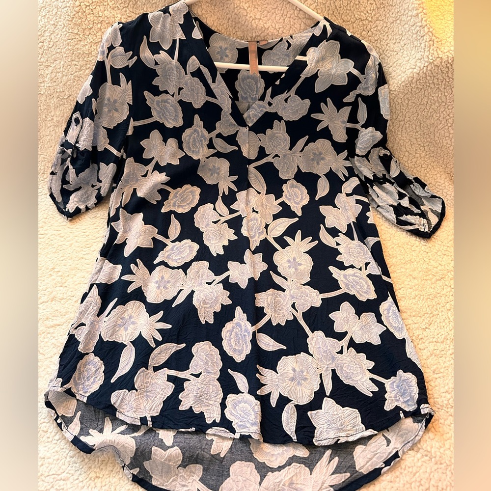 Lightweight blouse